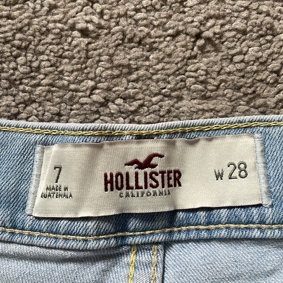 Hollister Shorts - Picture 3 of 3
